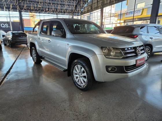 VOLKSWAGEN AMAROK 2.0 HIGHLINE 4X4 CD 16V TURBO INTERCOOLER DIESEL 4P AUTOMÁTICO VOLKSWAGEN AMAROK 2.0 HIGHLINE 4X4 CD 16V TURBO INTERCOOLER DIESEL 4P AUTOMÁTICO